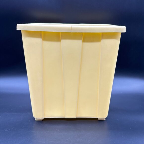 Vintage Trashcan Yellow Plastic Waste Basket Gold Butterfly 1970s Retro Decor - Picture 4 of 13
